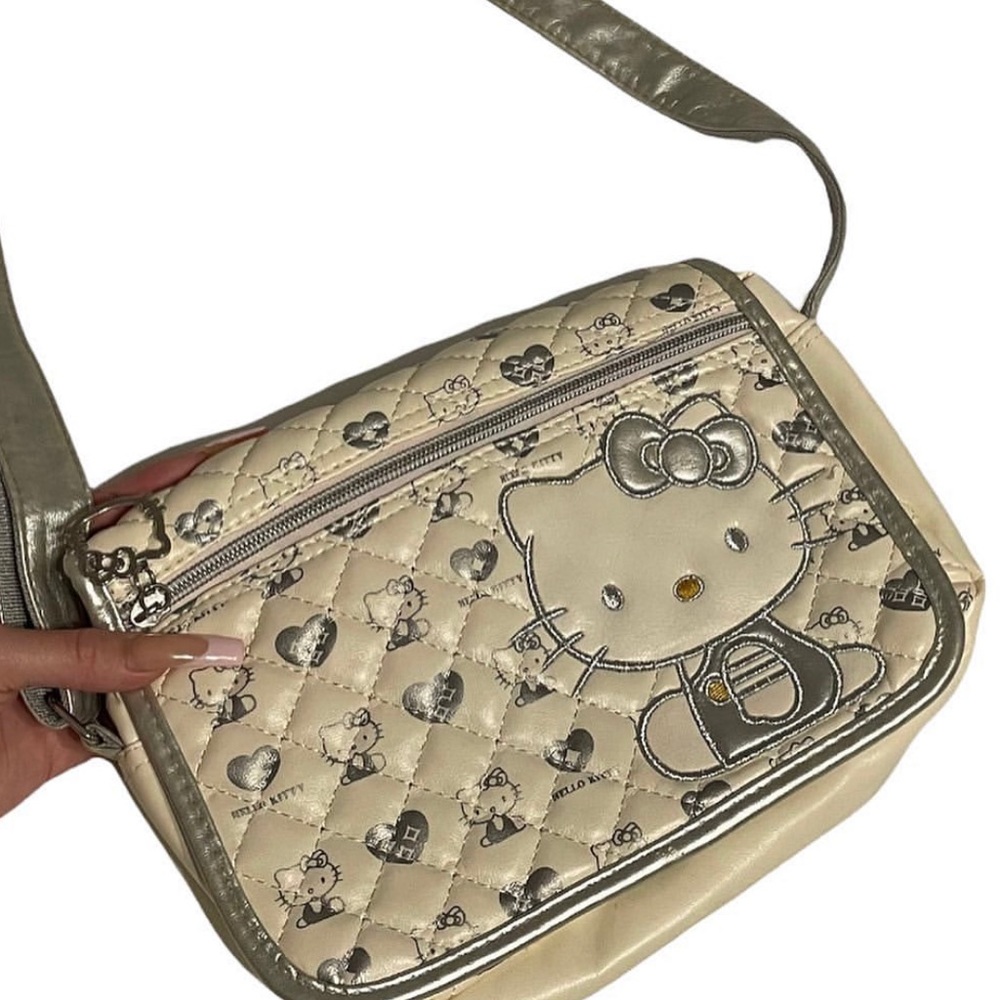 2000s HELLO KITTY MINI MESSENGER BAG
